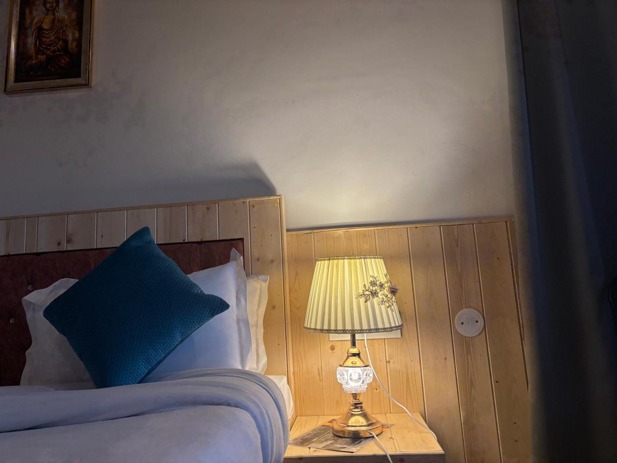 Urban Wave 2Bed Rooms By The North Edge กัสซอลี ภายนอก รูปภาพ